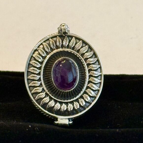 Natural Amethyst Cabochon Poison Pillbox Locket Ring Boho Sterling Silver New - Picture 1 of 9